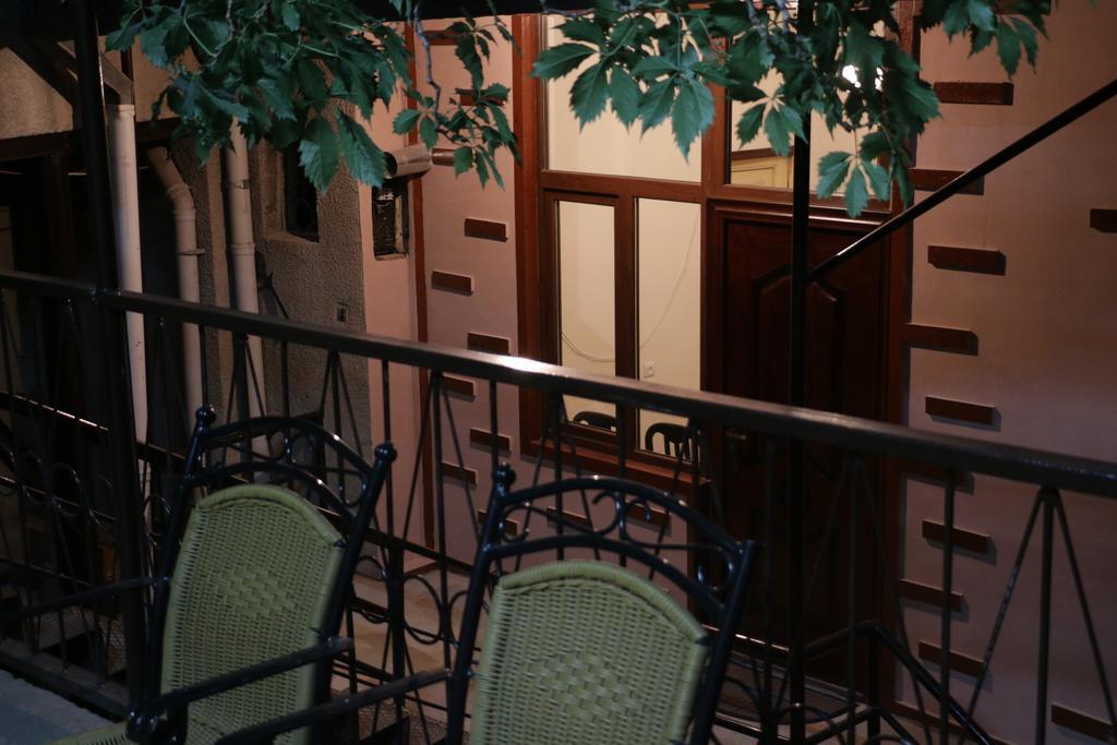 Shara Talyan Guest House & Tours Γιερεβάν Εξωτερικό φωτογραφία